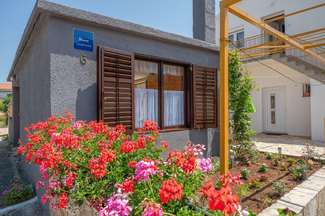 Apartments Klavdija Vodice Exterior foto