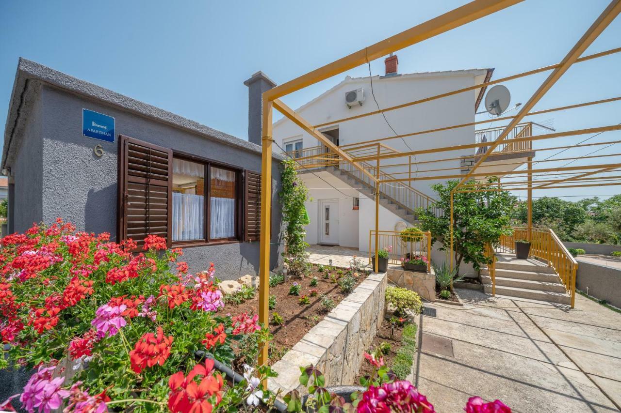 Apartments Klavdija Vodice Exterior foto